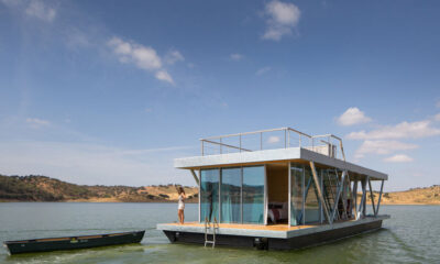 floating home