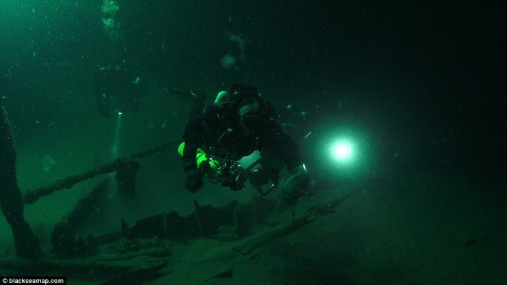 60 Perfectly Preserved Ancient Shipwrecks Found in Dead Zone of Black ...