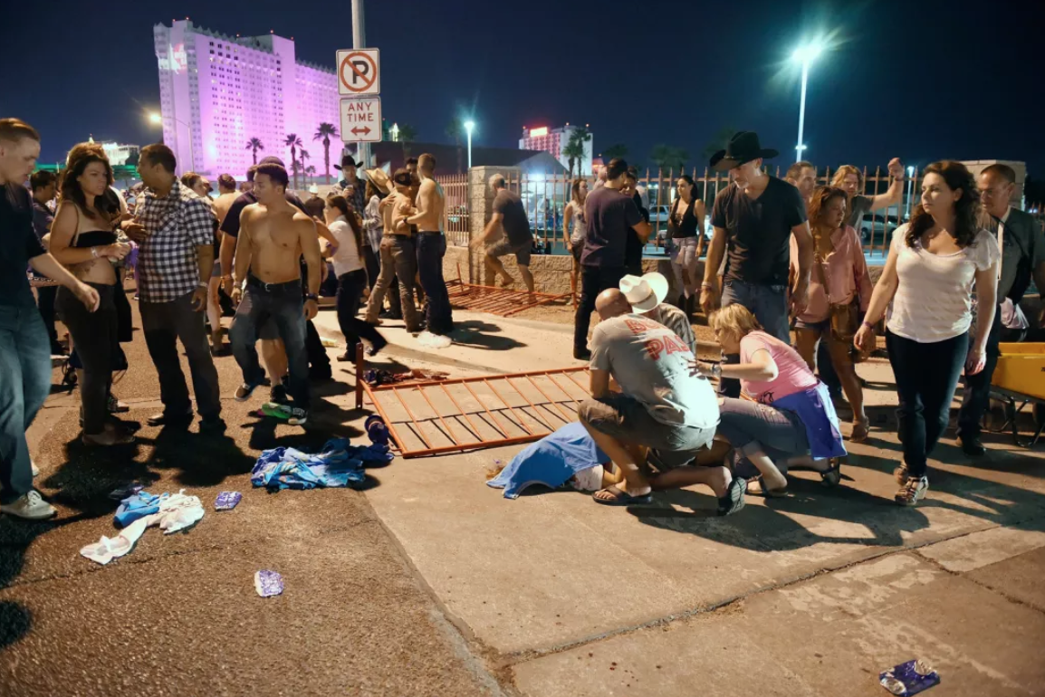 15+ Photos Show The Horrifying Aftermath Of The Las Vegas Shooting [NSFW]