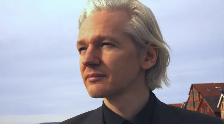 WikiLeaks Still Holding Powerful to Account Even as Assange “Slowly Dies” in Prison Wikileaks-julian-assange-740x410