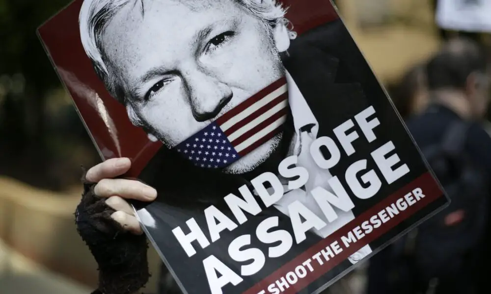 Hands Off Assange